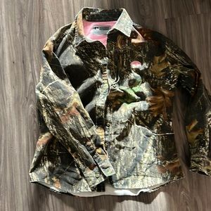 Women hunting long sleeve shirt